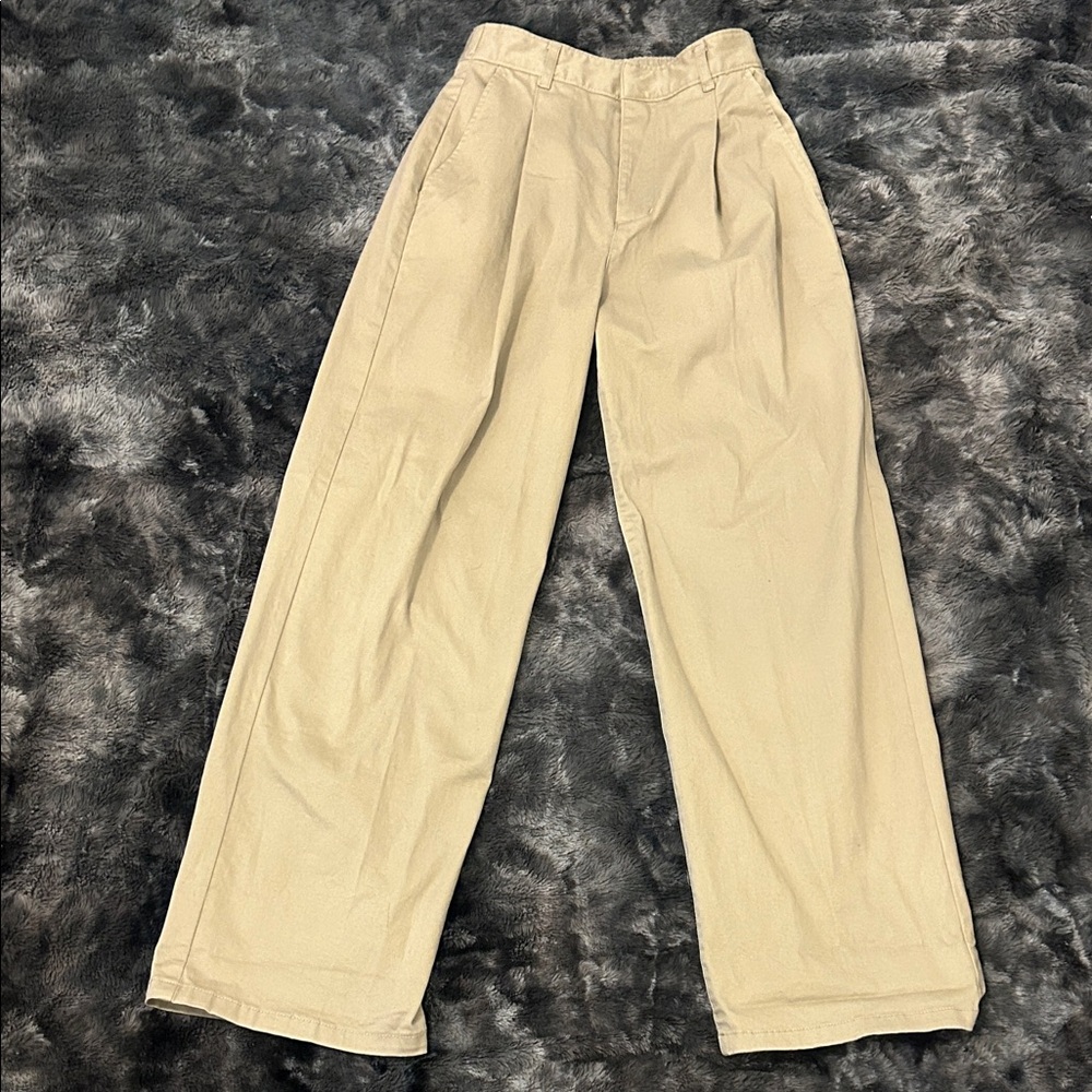 BDG Women’s Khaki Chinos